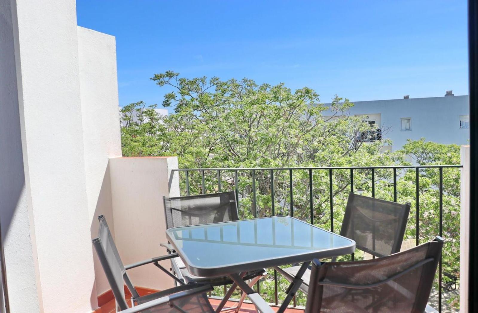 Apartamento Vistas Al Parque Conil De La Frontera Ngoại thất bức ảnh