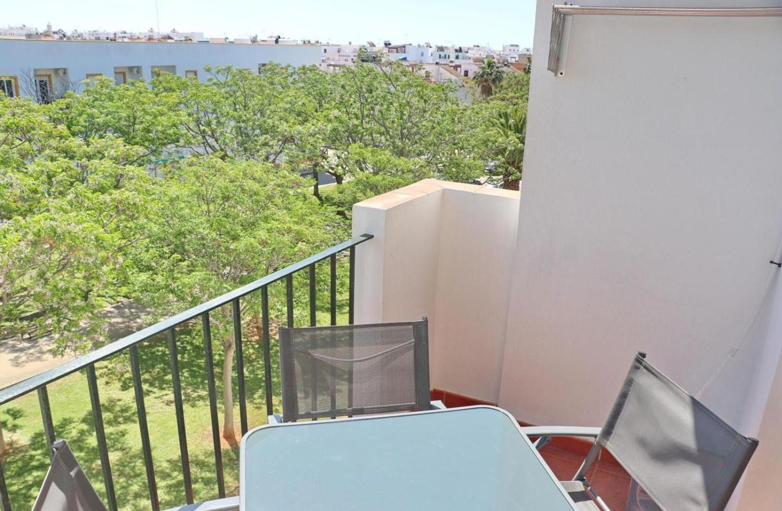 Apartamento Vistas Al Parque Conil De La Frontera Ngoại thất bức ảnh